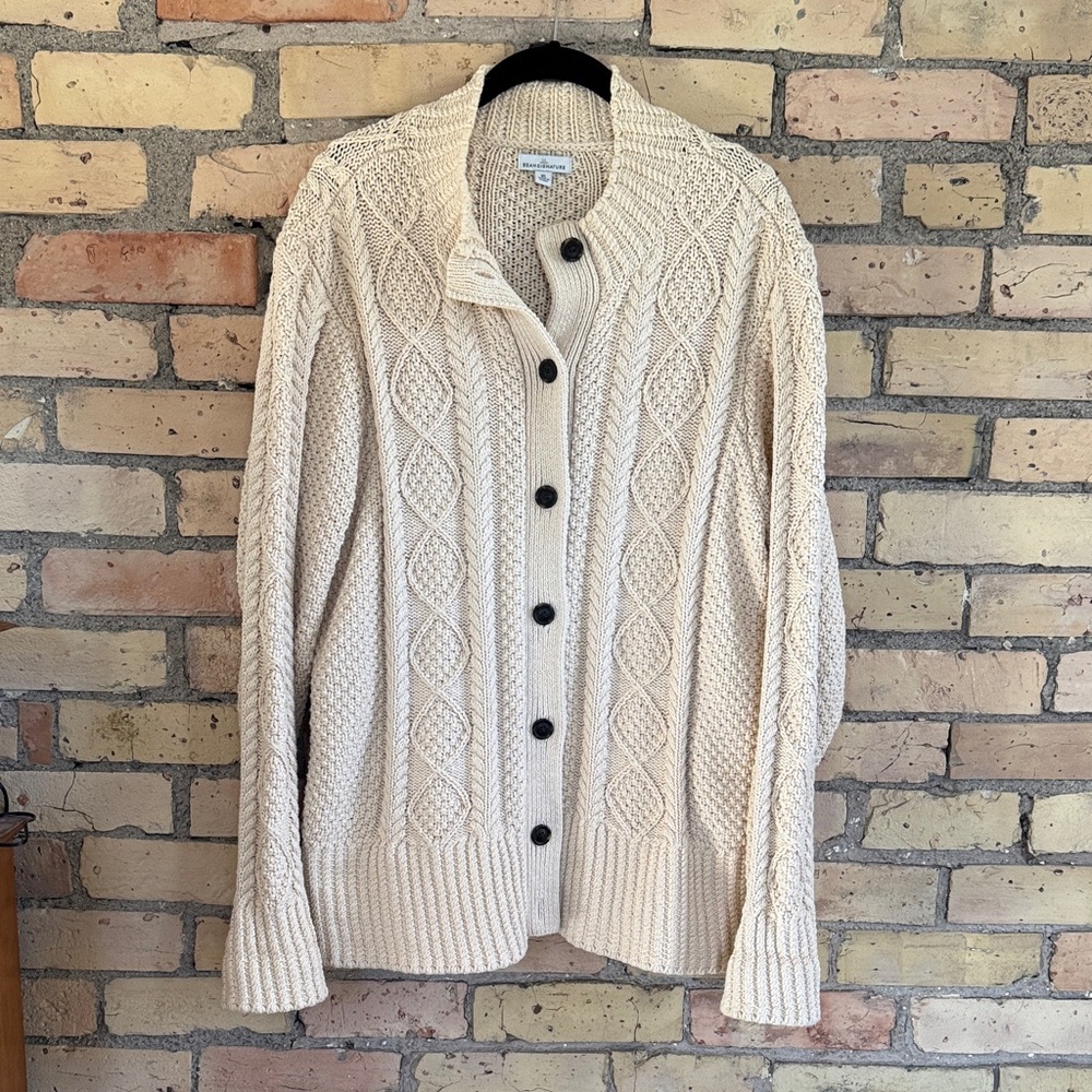 L.L. Bean Signature Cream Button-Up Cable Knit Cardigan 100% cotton